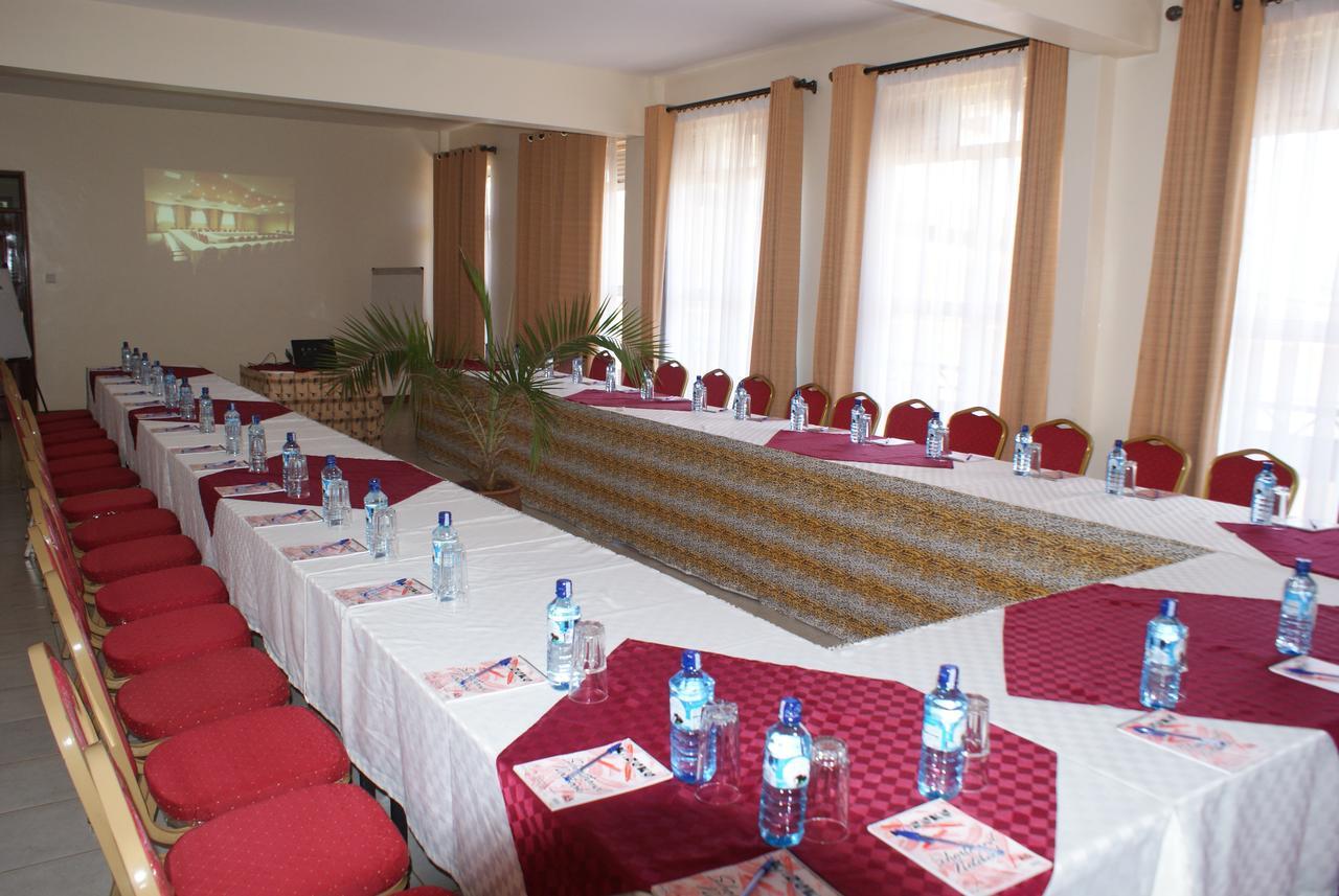 Meru Slopes Hotel Экстерьер фото